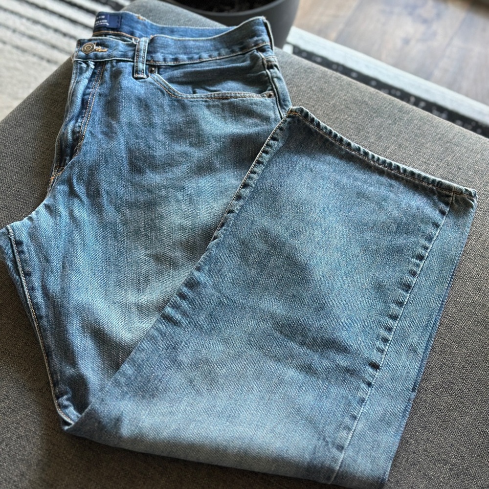 GAP Men's Light Blue Straight Jeans